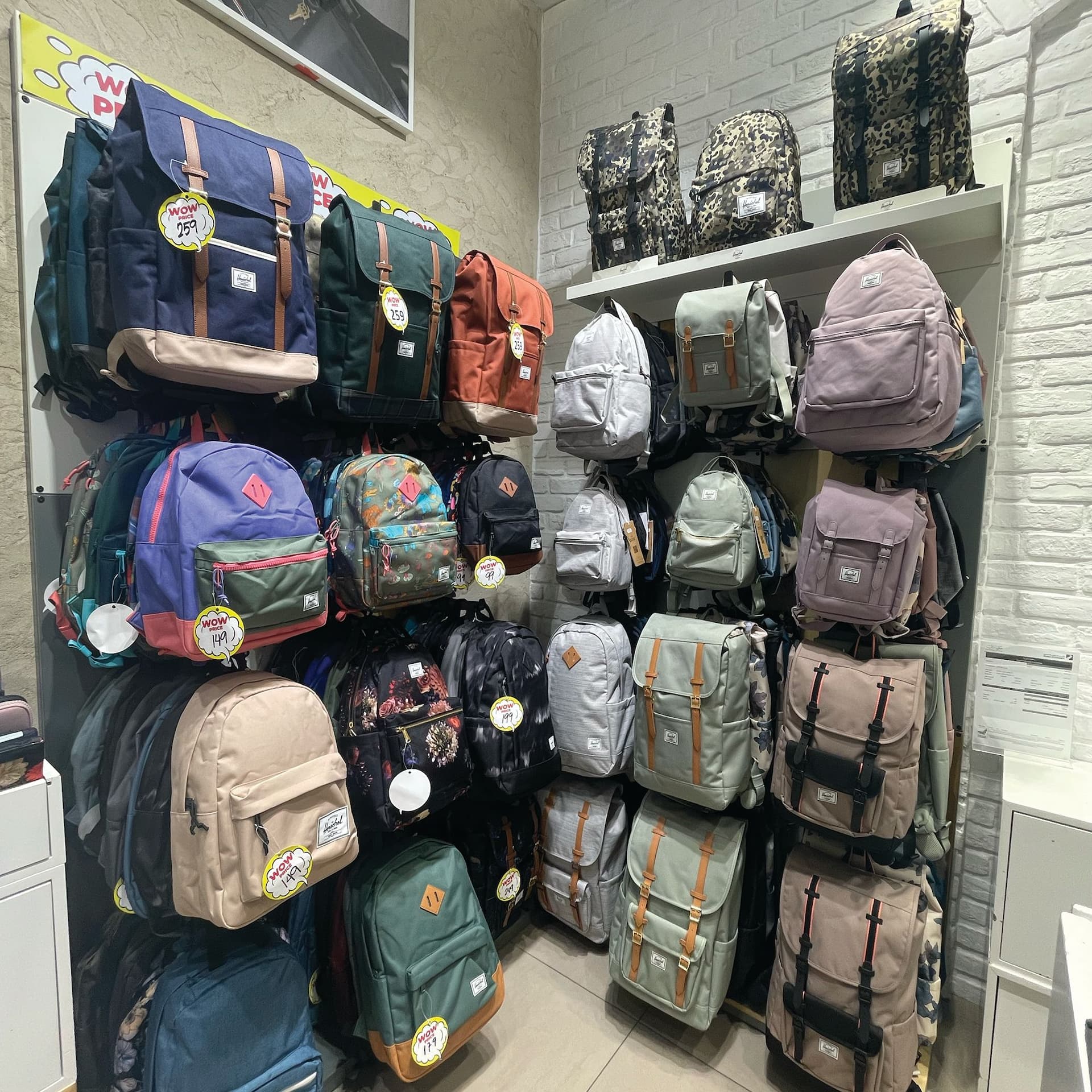 herschel backpack dubai Herschel Dubai | Trendy Bags & Accessories